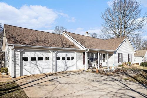 118 Manning Mill Rd Nw, Adairsville, GA, 30103-6313 | Card Image