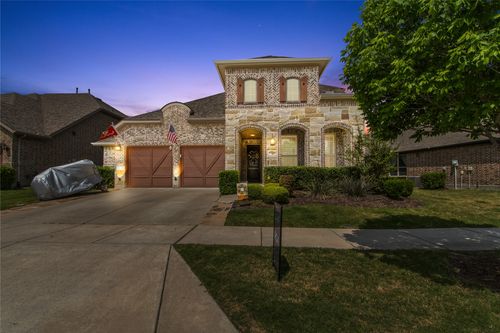 813 Pier St, Aubrey, TX, 76227-1922 | Card Image