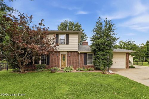 140 Raisor Ave, Bardstown, KY, 40004-9006 | Card Image