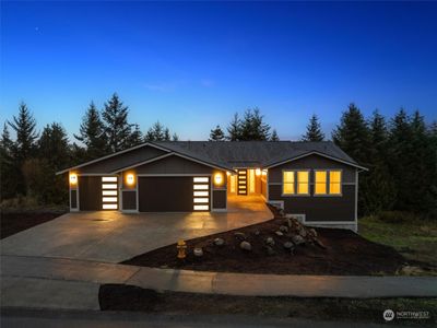 660 Solana Parkway, House other with 3 bedrooms, 2 bathrooms and 3 parking in Sequim WA | Image 1