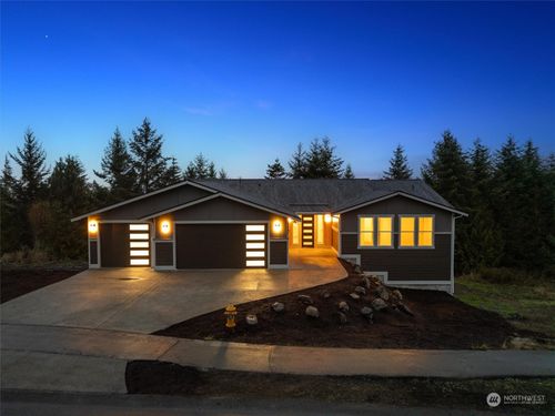 660 Solana Parkway, Sequim, WA, 98382 | Card Image