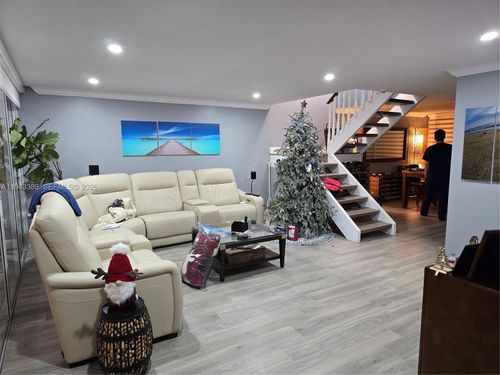 7753 Sw 102nd Pl, Miami, FL, 33173-3966 | Card Image