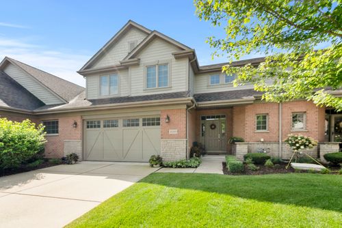 20399 Grosse Point Dr, Frankfort, IL, 60423-1853 | Card Image