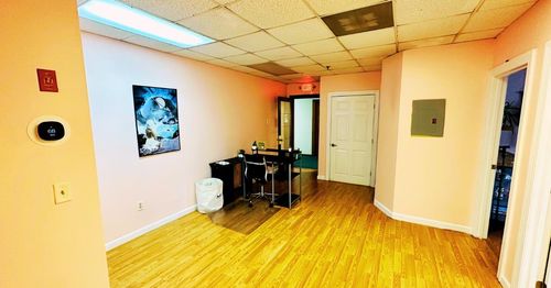 unit-1-3 Sanborn Rd, Londonderry, NH, 03053-2362 | Card Image