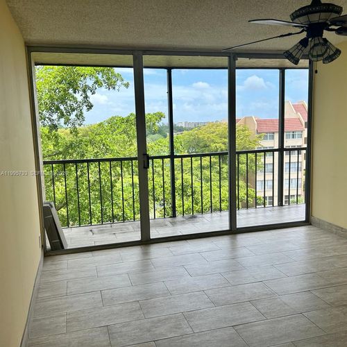 apt-650-3771 Environ Blvd, Lauderhill, FL, 33319-4220 | Card Image