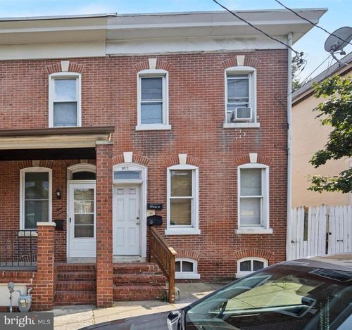 922 Maryland Ave, WILMINGTON, DE, 19805-4837 | Card Image