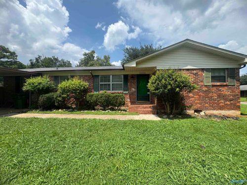3100 Knollwood Cir Nw, Huntsville, AL, 35810-2745 | Card Image