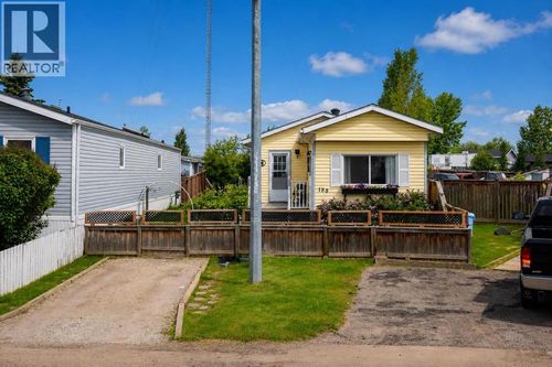 188 Grenoble Crescent, Fort Mcmurray, AB, T9H3X8 | Card Image