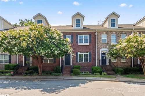 8439 Summerford Dr, Charlotte, NC, 28269-0039 | Card Image