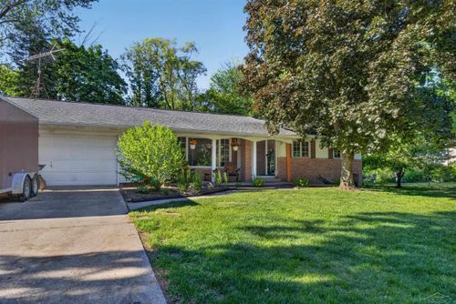 3121 E Bullock Creek Dr, Midland, MI, 48640-8910 | Card Image