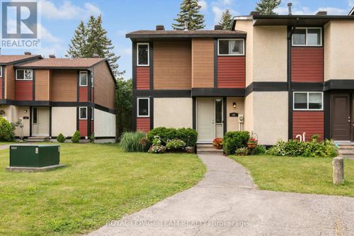 68-82 Mcclintock Way, Kanata, ON, K2L2A2 | Card Image