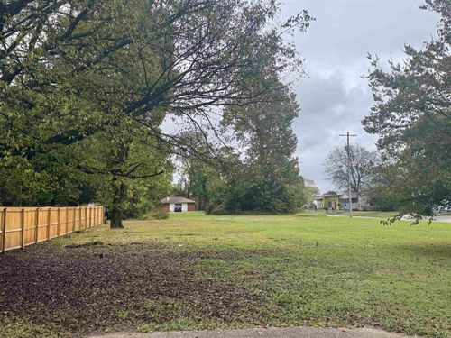 1306 N Mangolia St, North Little Rock, AR, 72114 | Card Image