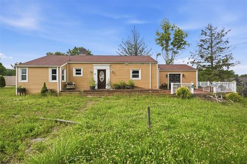 130 Pleasant Ave, Canonsburg, PA, 15317-2936 | Card Image