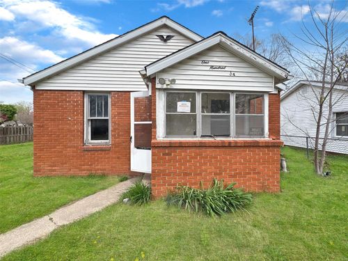 106 South St, Charleston, MO, 63834-2341 | Card Image