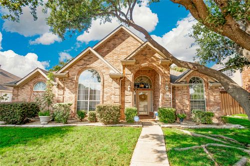 1113 Pleasant Oaks Dr, Lewisville, TX, 75067-2008 | Card Image