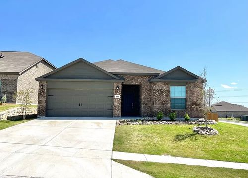 104 Bandana Cir, Newark, TX, 76071-3216 | Card Image