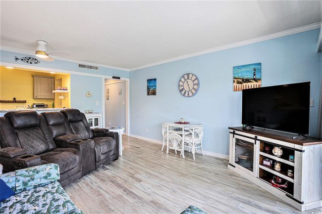 APT-2373 - 415 Ocean Creek Dr, Condo with 1 bedrooms, 2 bathrooms and null parking in Myrtle Beach SC | Image 8