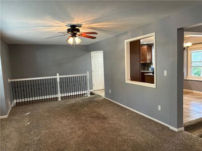 Fresh paint, ceiling fan | Image 3