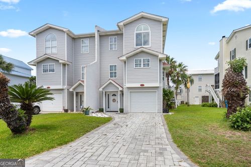 9 Sea Breeze Ln, Tybee Island, GA, 31328 | Card Image