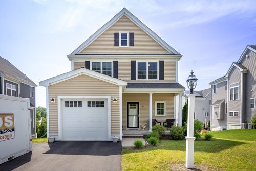 40 Pheasant Run Ct, Wrentham, MA, 02093-2138 | Card Image