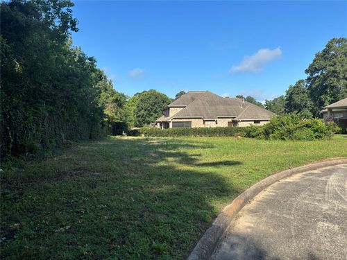 901 Longmire Rd, Conroe, TX, 77304-1851 | Card Image