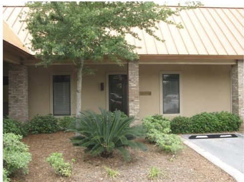 101-6 11th St, Shalimar, FL, 32579-2004 | Card Image