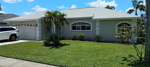 2877 56th Avenue Cir E, BRADENTON, FL, 34203-5372 | Card Image
