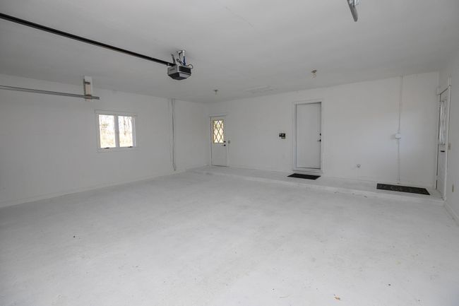 25-web-or-mls-25-Garage.jpg | Image 25