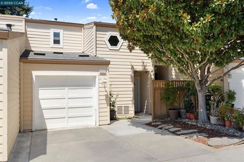 6625 Pioneer Ln, Dublin, CA, 94568-3451 | Card Image