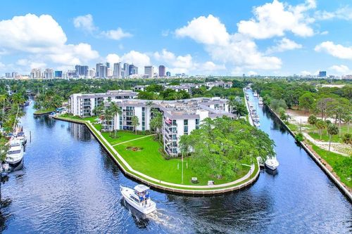 apt-214-900 River Reach Dr, Fort Lauderdale, FL, 33315-1166 | Card Image