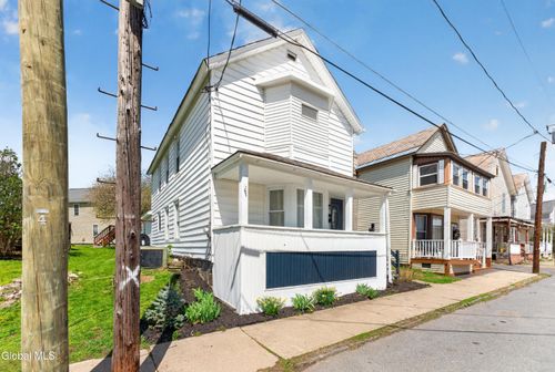 25 Depot St, Greenwich, NY, 12834-1305 | Card Image