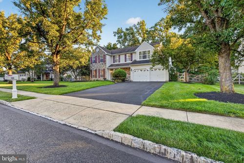 105 Summit Pl, Lansdale, PA, 19446-6716 | Card Image
