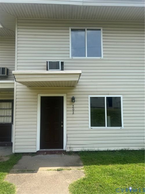 202 Monticello Dr, Hopewell, VA, 23860-2108 | Card Image