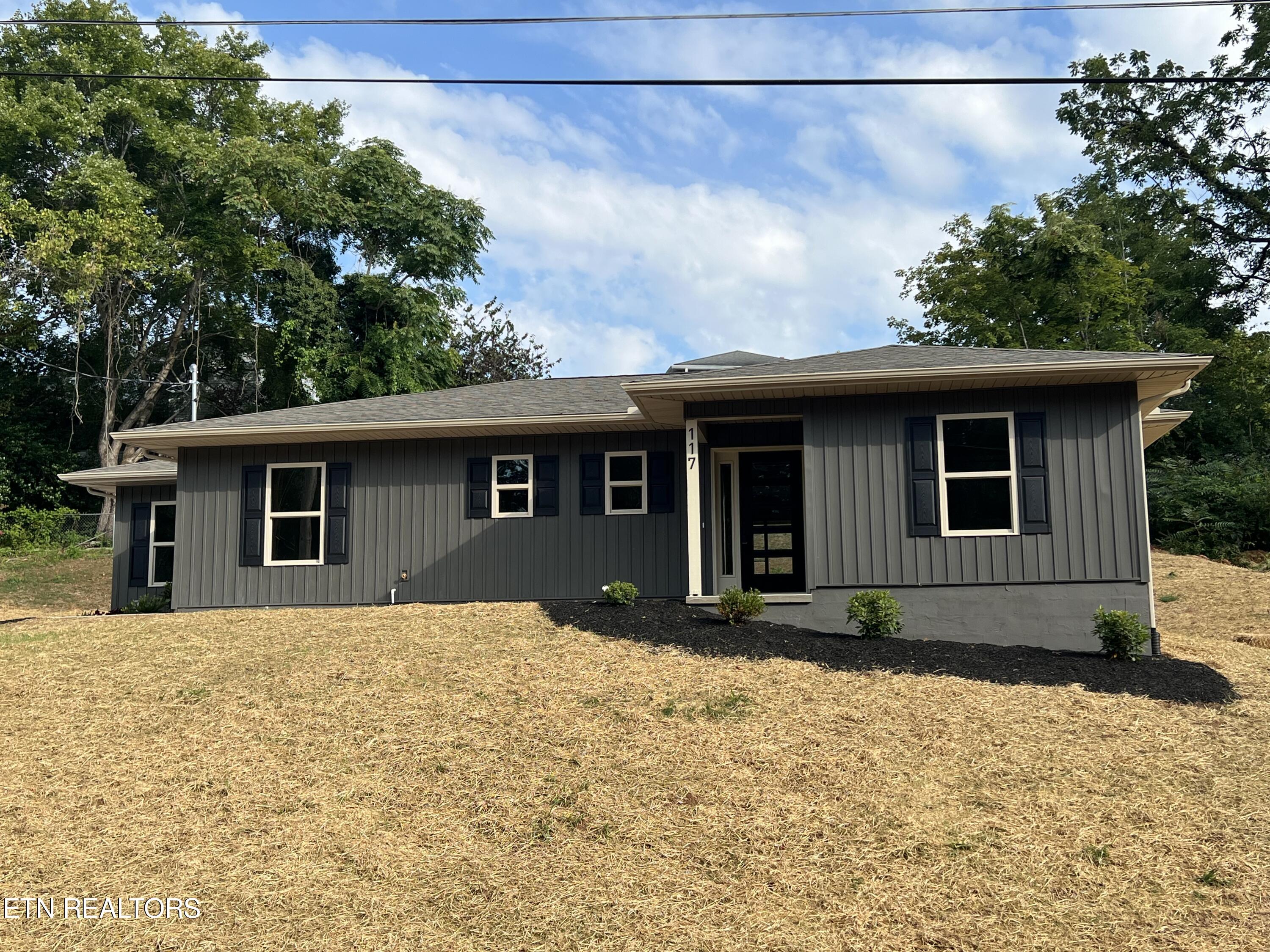 Wade Ln, Oak Ridge, TN 37830