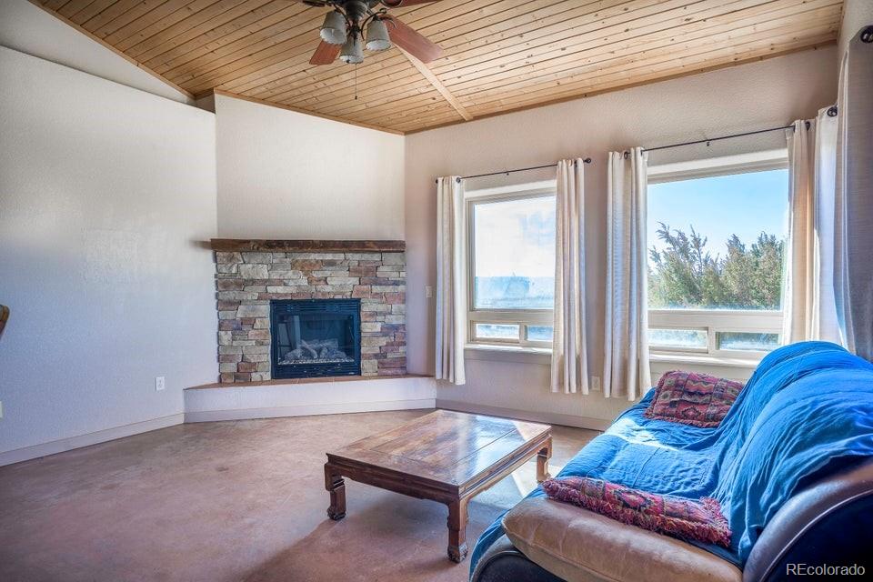 Residential in Walsenburg 5