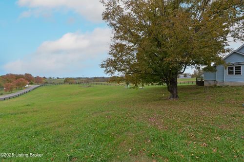 16307 Lebanon Crittenden Rd, Verona, KY, 41092-8217 | Card Image