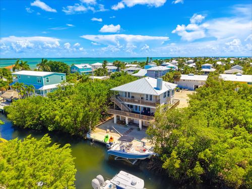 27383 Saint Martin Ln, Ramrod Key, FL, 33042-5427 | Card Image