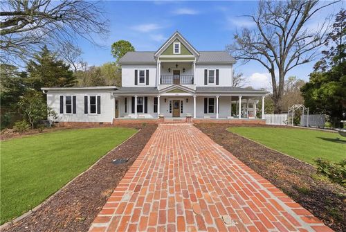 108 King St, Adairsville, GA, 30103-2303 | Card Image