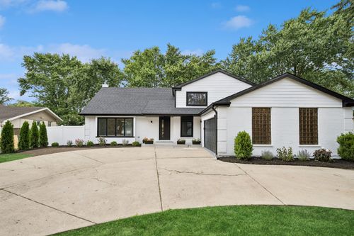 4035 Crestwood Dr, Northbrook, IL, 60062-7542 | Card Image