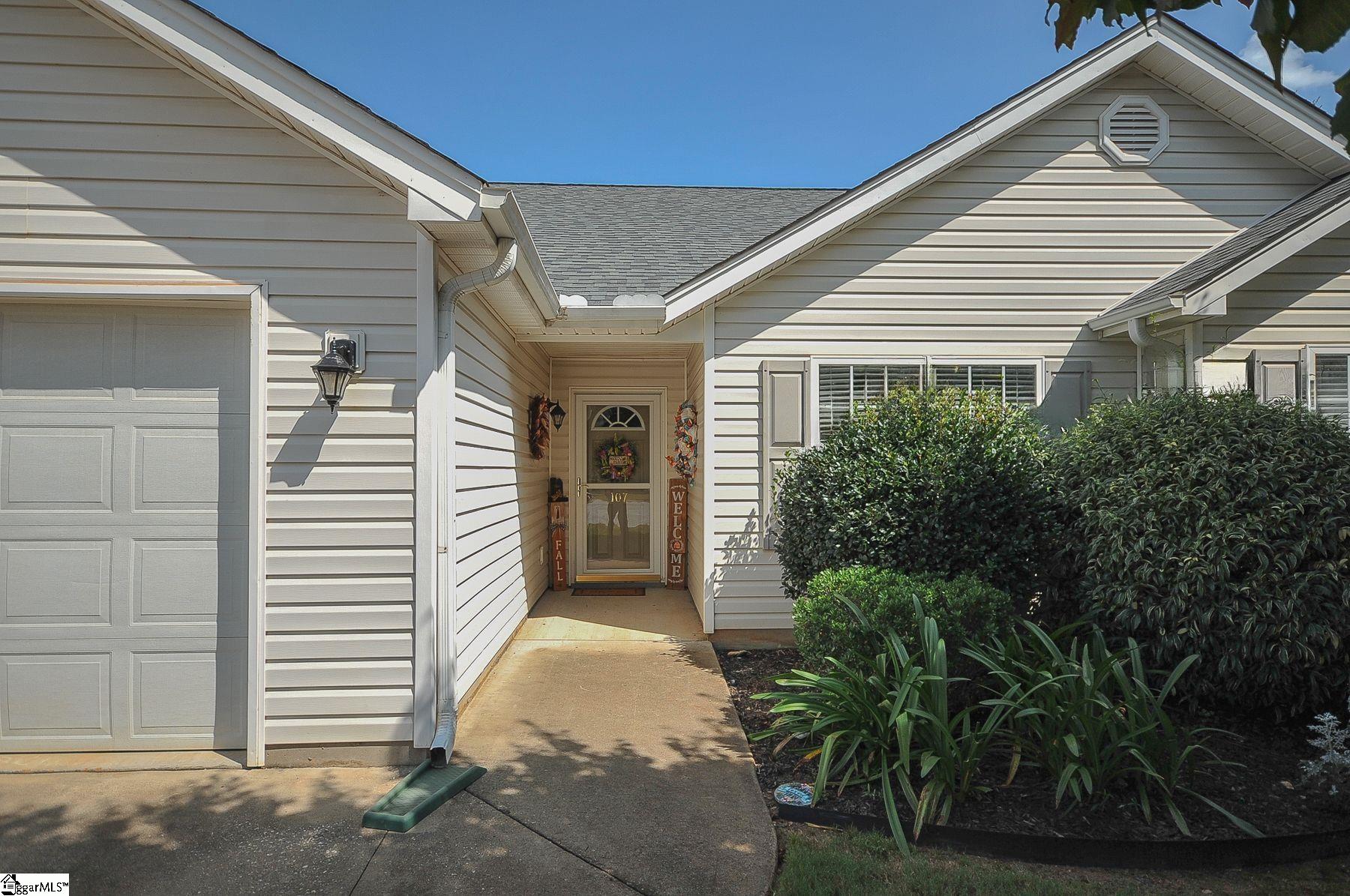 Landing Ln, Simpsonville, SC 29681