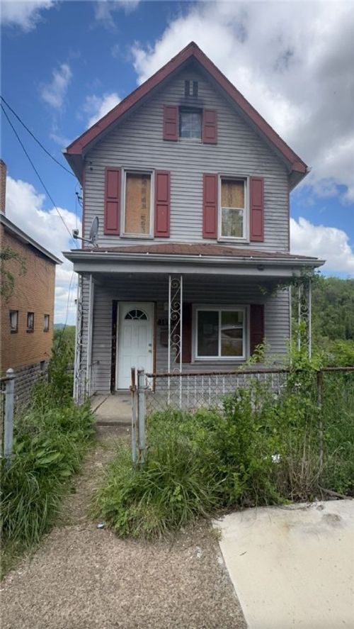 1011 Jones Ave, Braddock, PA, 15104-2436 | Card Image