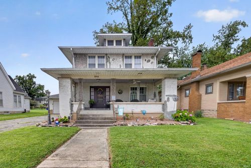 215 S 8th St, Mitchell, IN, 47446-1718 | Card Image