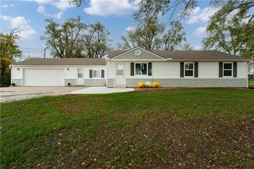 730 E Cambridge Rd, Belton, MO, 64012-9068 | Card Image