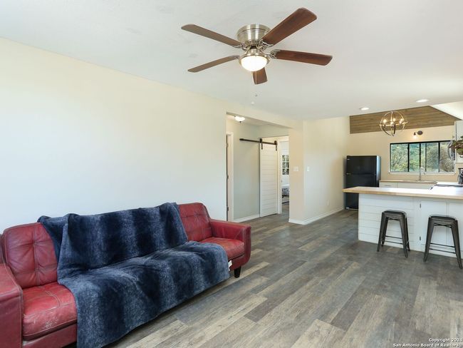 207 Roadrunner Trl, House other with 1 bedrooms, 1 bathrooms and null parking in Utopia TX | Image 15