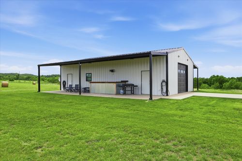 10061 Fm 66, Grandview, TX, 76050-6823 | Card Image
