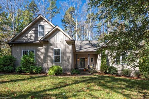 296 River Rd, Advance, NC, 27006-7602 | Card Image