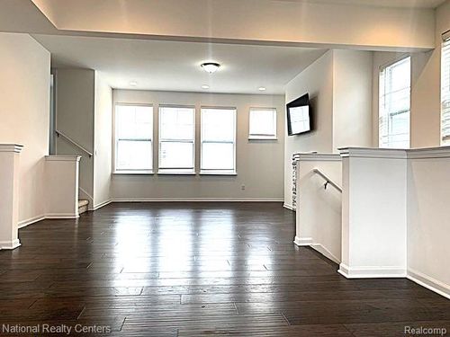 5939 Picall Drive, Troy, MI, 48098 | Card Image
