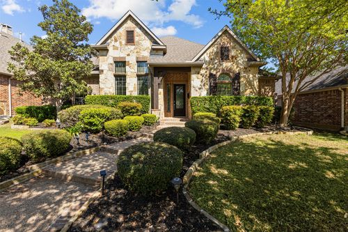 429 S Hampton Ct, Lewisville, TX, 75056-5580 | Card Image