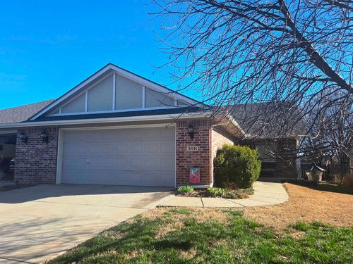 3011 Cottonwood Hill Dr, Newton, KS, 67114-9697 | Card Image
