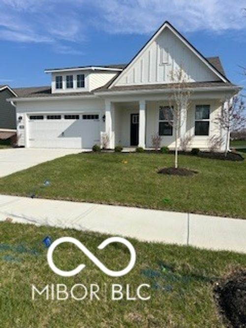 5388 Nettleton Way, Avon, IN, 46123-6090 | Card Image